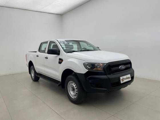 FORD RANGER 3.2 XL 4X4 CD 20V DIESEL 4P AUTOMÁTICO FORD RANGER 3.2 XL 4X4 CD 20V DIESEL 4P AUTOMÁTICO